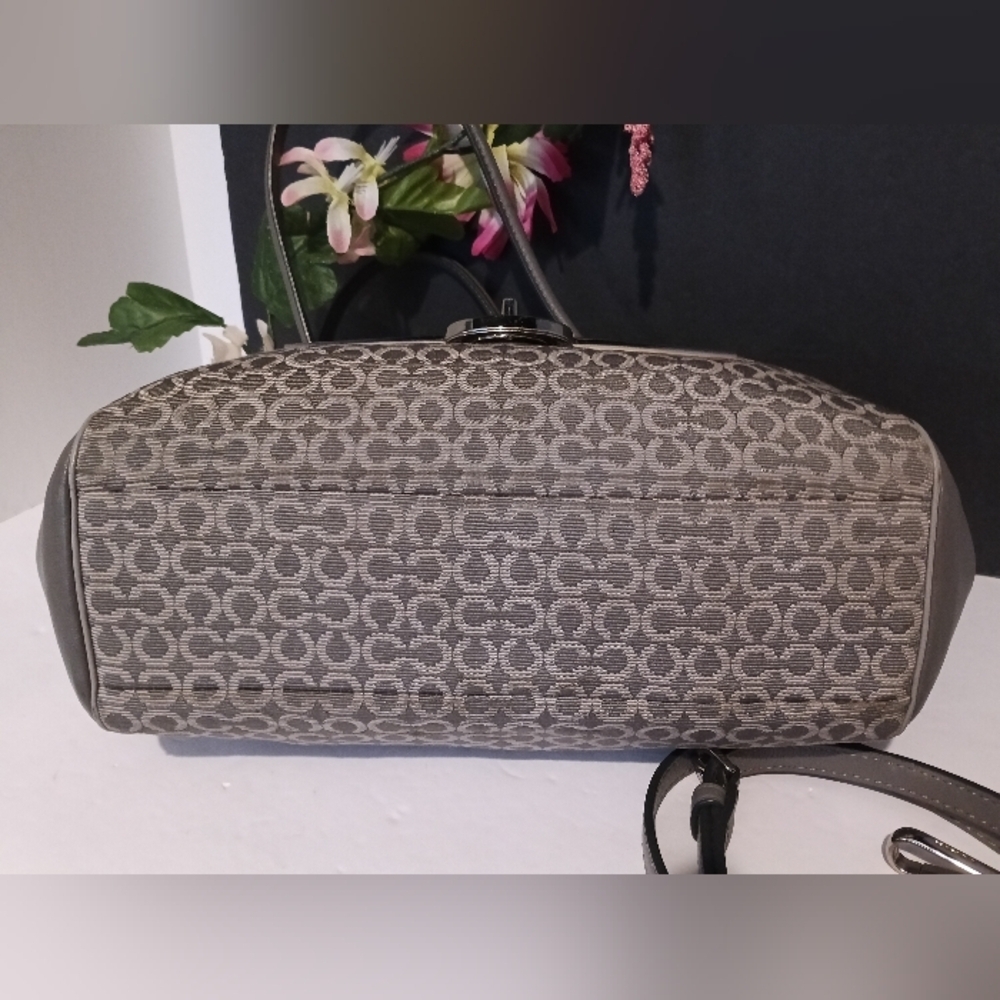 Coach Madison Op Art Gray Shoulder Bag - Picture 6 of 10